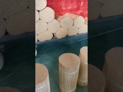 Pemotongan kepala dari batang bambu