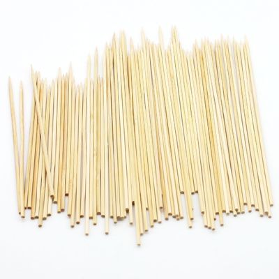 Mudah dibersihkan Disposable Bamboo Skewers Warna alami Dengan kemasan yang dapat disesuaikan