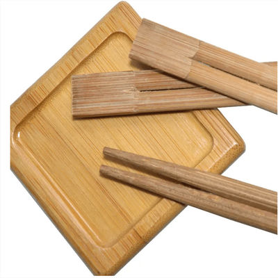 Stik makan kembar yang terkarbonisasi khusus yang higienis dan nyaman untuk berkemah